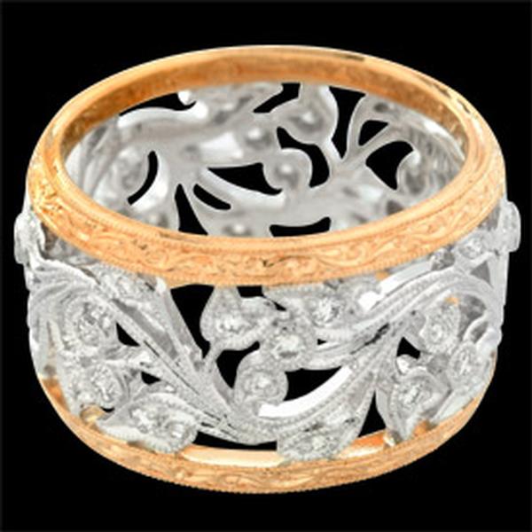 18K GOLD WIDE FLORAL WEDDING RING WITH EDGES 12MM