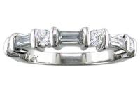 BAR SET BAGUETTE AND ROUND DIAMONDS IN GOLD OR PLATINUM