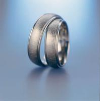 WEDDING RING SPECIAL FINISH WITH BRIGHT EDGES 6MM